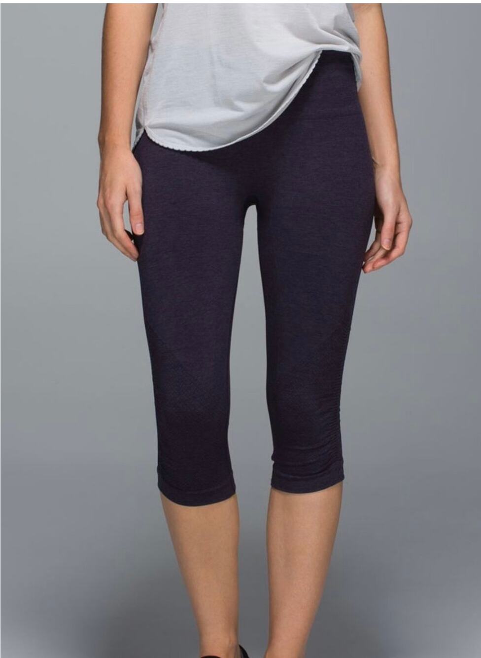 Lululemon In the Flow Crop II leggings size 6